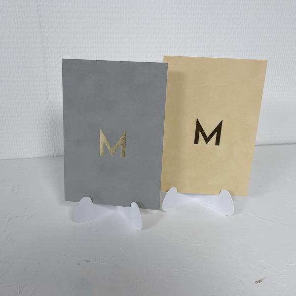 letter-alfabet-kaart-velours-velvet-goudfolie-foliedruk-naam-namen-letters-los-kinderkamer-accessoire-doopsuikers-naamslinger-m